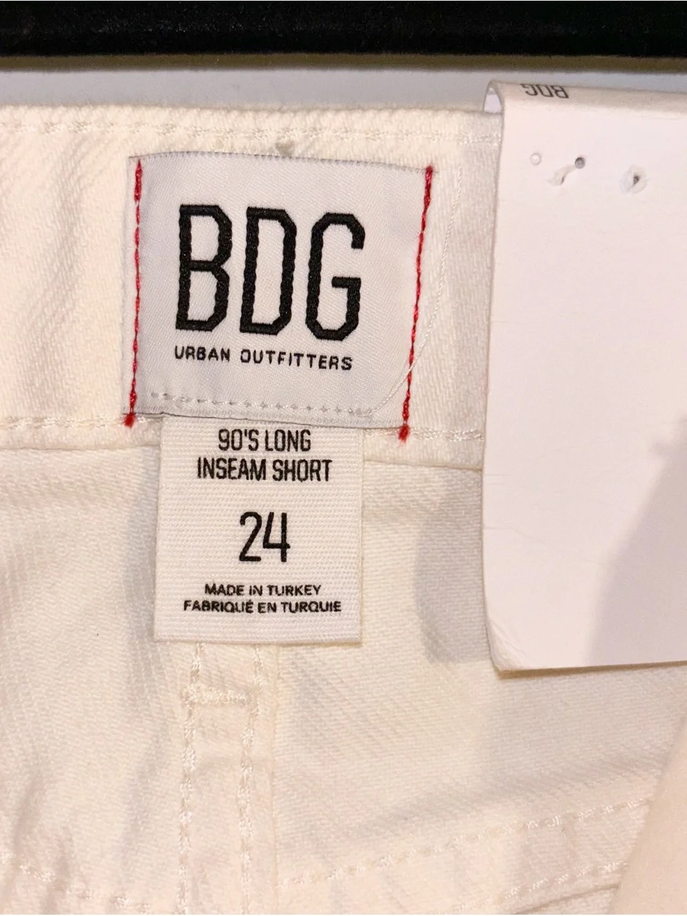BDG Urban Outfitters 90s Long Inseam Denim Shorts | White | Size 24